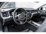 Volvo XC60 2.0 T6 Plug-in hybrid AWD Ultimate Bright | Long Range | Harman Kardon Audio | Schuif- / Kanteldak | Head Up Display | Stoel- / Stuurverwarming | Power Seats | Keyless | Parkeerverwarming | Dodehoek Detectie | Elektrische achterklep |