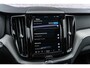 Volvo XC60 2.0 T6 Plug-in hybrid AWD Ultimate Bright | Long Range | Harman Kardon Audio | Schuif- / Kanteldak | Head Up Display | Stoel- / Stuurverwarming | Power Seats | Keyless | Parkeerverwarming | Dodehoek Detectie | Elektrische achterklep |