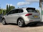 Volkswagen Tiguan 1.5 TSI ACT Highline Business R | AUTOMAAT | NW STAAT | TREKHAAK |