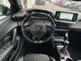 Peugeot 208 GT 1.2T 100pk | Digital Cockpit | Navigatie | Achteruitrijcamera | Keyless Entry | Dodehoek detectie | Parkeersensoren voor & achter