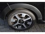 Citroën C3 1.2 PureTech S&S Shine Carplay | Trekhaak | Pano | DAB | Navi | Clima | PDC | 17 inch | Cruise