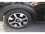 Citroën C3 1.2 PureTech S&S Shine Carplay | Trekhaak | Pano | DAB | Navi | Clima | PDC | 17 inch | Cruise