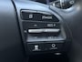 Hyundai Kona Electric EV Premium 64 kWh | Adaptieve cruisecontrol | Head up display | Lederen bekleding | Sidebars |