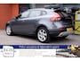 Volvo V40 Cross Country T4 180 pk Momentum, Navi, Dealer onderhouden