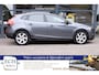 Volvo V40 Cross Country T4 180 pk Momentum, Navi, Dealer onderhouden