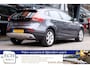 Volvo V40 Cross Country T4 180 pk Momentum, Navi, Dealer onderhouden