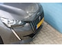 Peugeot 208 1.2 PureTech Active 100PK | LM Velgen | Navigatie | Parkeersensoren | Apple Carplay / Android Auto | | Airco | Bestuurdersstoel in hoogte verstelbaar | Cruise control