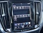 Volvo V60 2.0 T8 Twin Engine AWD Inscription / Elek. Stoelen / Trekhaak / Panoramadak / Bowers & Wilkins / Camera / Leder / Stoelen+Stuur+Achterbank Verwarmd / BLIS / Carplay /