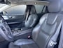 Volvo V60 2.0 T8 Twin Engine AWD Inscription / Elek. Stoelen / Trekhaak / Panoramadak / Bowers & Wilkins / Camera / Leder / Stoelen+Stuur+Achterbank Verwarmd / BLIS / Carplay /