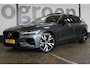 Volvo V60 2.0 B4 R-Design | Incl. 12 maanden garantie | Cruise control | 360° camera | Stoel verwarming/verkoeling | Stuurverwarming | Memory seats met massage functie | Harman/Kardon audio | Schuif/kantel dak |