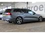 Volvo V60 2.0 B4 R-Design | Incl. 12 maanden garantie | Cruise control | 360° camera | Stoel verwarming/verkoeling | Stuurverwarming | Memory seats met massage functie | Harman/Kardon audio | Schuif/kantel dak |