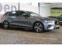 Volvo V60 2.0 B4 R-Design | Incl. 12 maanden garantie | Cruise control | 360° camera | Stoel verwarming/verkoeling | Stuurverwarming | Memory seats met massage functie | Harman/Kardon audio | Schuif/kantel dak |