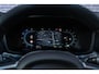 Volvo V60 2.0 B3 Plus Dark | Adaptieve Cruise Control | Parkeercamera | Stoel-/Stuurverwarming | DAB+ | Elektrische achterklep | Navigatie |