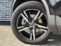 Volvo XC40 2.0 B4 Plus Dark | Trekhaak | Adaptive cruise control | Harman Kardon audio | Verwarmbare voorruit | Dode hoek detectie BLIS | Stoel- en stuurwielverwarming |
