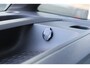 Volkswagen ID. Buzz Cargo ID.Buzz Bulli Editon VOOR MEKAAR DEALS | 79 kWh | 286 pk | Trekhaak | Achterklep | 360° camera | IQ.LIGHT Koplampen | Houten Laadvloer | Apple Carplay
