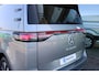 Volkswagen ID. Buzz Cargo ID.Buzz Bulli Editon VOOR MEKAAR DEALS | 79 kWh | 286 pk | Trekhaak | Achterklep | 360° camera | IQ.LIGHT Koplampen | Houten Laadvloer | Apple Carplay