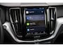 Volvo XC60 2.0 T6 Plug-in hybrid AWD Inscription | Adaptieve Cruise Control | Panoramadak | Parkeercamera | Trekhaak | Stoel-/Stuurverwarming |