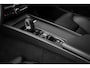 Volvo XC60 2.0 T6 Plug-in hybrid AWD Inscription | Adaptieve Cruise Control | Panoramadak | Parkeercamera | Trekhaak | Stoel-/Stuurverwarming |