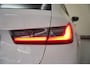 BMW 3-Serie 330e M-Sport Aut. [ Panoramdak Head-up Adapt.onderstel ]