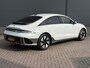Hyundai Ioniq 6 Connect 77.4 kWh Automaat / Lederen Bekleding / Elektr. Achterklep / Stoel Verkoeling+Verwarming / 18" LM Velgen / Cruise Control Adaptief / Camera / Navigatie /