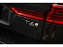 Volvo XC60 2.0 T6 Plug-in hybrid AWD Ultra Dark | Trekhaak | 360 camera | Adaptive cruise | Harman/Kardon | Stoel-stuurwielverw | Head-Up | Verwarmde achterbank |