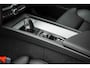 Volvo XC60 2.0 T6 Plug-in hybrid AWD Ultra Dark | Trekhaak | 360 camera | Adaptive cruise | Harman/Kardon | Stoel-stuurwielverw | Head-Up | Verwarmde achterbank |