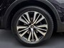 Renault Captur 1.2 TCe Initiale Paris /Apple Carplay/Panodak/Camera/Parkeersens./Leder/Stoelverw./Cruise&Clima Contr./DAB+/(MET GARANTIE*)