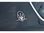 Maserati Levante 3.0 V6 AWD GranLusso 350 pk Facelift Driver ass.Pack 1 | Open dak | Harman/Kardon | Camera | Luchtvering | Carplay | Keyless | DAB | Full LED | 20"