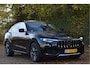 Maserati Levante 3.0 V6 AWD GranLusso 350 pk Facelift Driver ass.Pack 1 | Open dak | Harman/Kardon | Camera | Luchtvering | Carplay | Keyless | DAB | Full LED | 20"