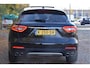 Maserati Levante 3.0 V6 AWD GranLusso 350 pk Facelift Driver ass.Pack 1 | Open dak | Harman/Kardon | Camera | Luchtvering | Carplay | Keyless | DAB | Full LED | 20"