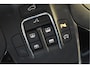 Maserati Levante 3.0 V6 AWD GranLusso 350 pk Facelift Driver ass.Pack 1 | Open dak | Harman/Kardon | Camera | Luchtvering | Carplay | Keyless | DAB | Full LED | 20"