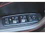 Maserati Levante 3.0 V6 AWD GranLusso 350 pk Facelift Driver ass.Pack 1 | Open dak | Harman/Kardon | Camera | Luchtvering | Carplay | Keyless | DAB | Full LED | 20"