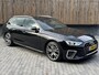 Audi A4 Avant 40 TFSI S-line Automaat | Volleer | Adaptieve cruise control | Lane assist | Afgevlakt sportstuur | Grootlichtassistent | 19 inch lichtmetalen velgen | Apple CarPlay | Parkeersensoren voor en achter | Achteruitrijcamera