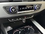 Audi A4 Avant 40 TFSI S-line Automaat | Volleer | Adaptieve cruise control | Lane assist | Afgevlakt sportstuur | Grootlichtassistent | 19 inch lichtmetalen velgen | Apple CarPlay | Parkeersensoren voor en achter | Achteruitrijcamera