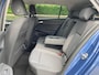 Volkswagen Golf Life Edition eHybrid | 'App-Connect' draadloze smartphone integratie | Achterbank in ongelijke delen neerklapbaar incl. middenarmsteun en doorlaadmogelijkheid | Afstandscontrolesysteem (Front Assist)
