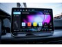 Volkswagen Golf Life Edition eHybrid | 'App-Connect' draadloze smartphone integratie | Achterbank in ongelijke delen neerklapbaar incl. middenarmsteun en doorlaadmogelijkheid | Afstandscontrolesysteem (Front Assist)