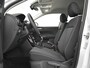 Volkswagen T-Cross Life Edition | Achterlichten LED | Afstandscontrolesysteem (Front Assist) | Airconditioning automatisch, 2-zone (Climatronic)