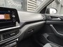 Volkswagen T-Cross Life Edition | Achterlichten LED | Afstandscontrolesysteem (Front Assist) | Airconditioning automatisch, 2-zone (Climatronic)