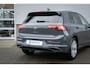 Volkswagen Golf Life Edition eHybrid | 'App-Connect' draadloze smartphone integratie | Achterbank in ongelijke delen neerklapbaar incl. middenarmsteun en doorlaadmogelijkheid | Afstandscontrolesysteem (Front Assist)