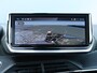 Peugeot 2008 1.2 Hybrid 136 Allure Automaat | Navigatie | Achteruitrijcamera | Parkeersensoren Voor en Achter | Full-LED Koplampen | Climate Control | 17" Lichtmetalen Velgen | Apple Carplay/Android Auto |