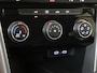 Volkswagen T-Roc 1.0 TSI Life | LED-voor en achterlichten | Achteruitrijcamera | Adaptive cruise control | Connected services |