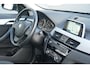 BMW X1 sDrive18i High Executive + SENSOREN / STOELVERWARMING / NAVIGATIE