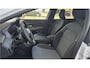 Dacia Jogger 1.6 Hybrid 140 Extreme 7p. Automaat, Airco(automatisch), Carplay/Android auto, Bluetooth, Cruise control, Parkeersensoren, Camera, Keyless, Digitaal instrumentenpaneel, Elektrische ramen en spiegels, Nieuwstaat, Fabrieksgarantie!!