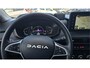 Dacia Jogger 1.6 Hybrid 140 Extreme 7p. Automaat, Airco(automatisch), Carplay/Android auto, Bluetooth, Cruise control, Parkeersensoren, Camera, Keyless, Digitaal instrumentenpaneel, Elektrische ramen en spiegels, Nieuwstaat, Fabrieksgarantie!!