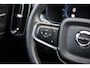 Volvo XC40 B4 Aut Plus Dark | Trekhaak | Adaptive Cruise | BLIS | Harman/Kardon audio | Elektrische stoelverstelling | Stoel- en stuurverwarming | Verwarmde Voorruit |
