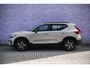 Volvo XC40 B4 Aut Plus Dark | Trekhaak | Adaptive Cruise | BLIS | Harman/Kardon audio | Elektrische stoelverstelling | Stoel- en stuurverwarming | Verwarmde Voorruit |