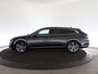Volkswagen Arteon Shooting Brake 1.4 TSI eHybrid R-Line Business+ | Panoramadak | Stoelverwarming | Camera |* 27 t/m 31 dec eindejaarsshow!!