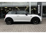 MINI Mini Electric Classic 33 kWh Navigatie | Climate Control | Cruise Control | Stoelverwarming | Parkeersensoren |