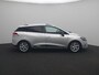 Renault Clio Estate TCe 90 Limited | Medianav | Airco | Lichtmetalen velgen | Parkeersensoren achter | Metaalkleur | Omlijsting ramen in Chrome | Renault Handsfree card |