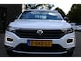 Volkswagen T-Roc 1.5 TSI DSG Black Style Navi/Led/18"/Cam/Pdc 2x/Winter/Carplay "